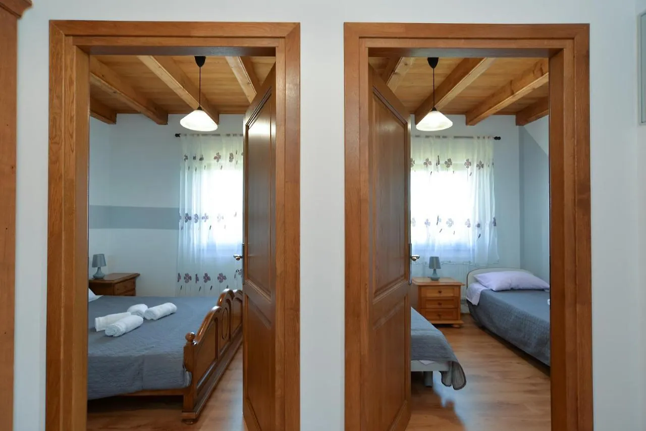 Apartments Zeljko 2082 Hırvatistan